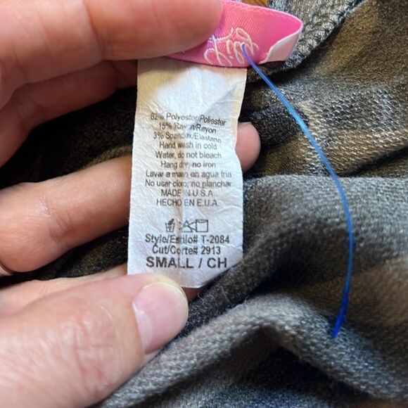 Pink Lily Size Small Colorblock White Camo Beige Long Sleeve Top T-Shirt Tee - Picture 4 of 4